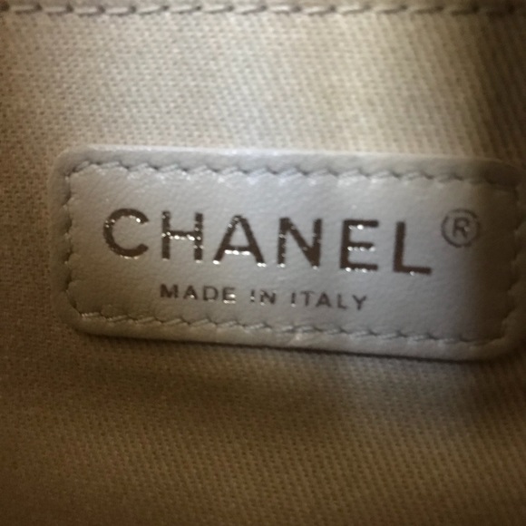 SOLD!!! Chanel Large Boy bag with GHW - Picture 4 of 8